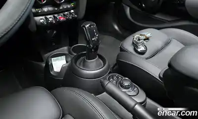 Mini Cooper 2023 2.0 гидро в Москве № 1013885, миниатюра 9