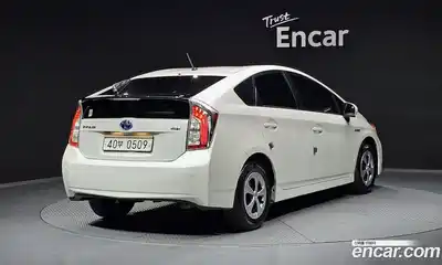 Toyota Prius 2015 1.8 гидро в Москве № 1015223, миниатюра 2
