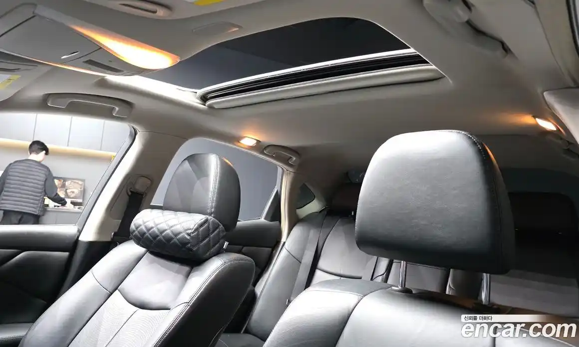 Infiniti Q70 2018 3.7 гидро в Москве № 1015745, фото 19