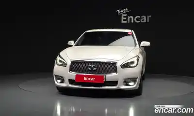 Infiniti Q70 2018 3.7 гидро в Москве № 1015745, миниатюра 3