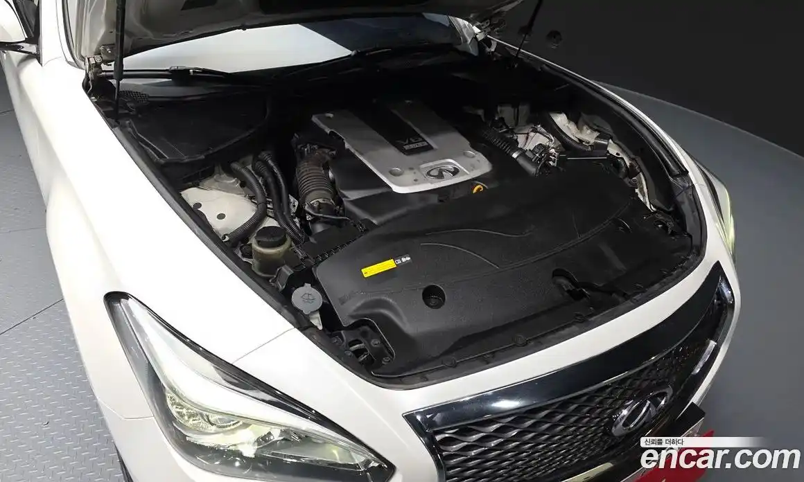 Infiniti Q70 2018 3.7 гидро в Москве № 1015745, фото 6