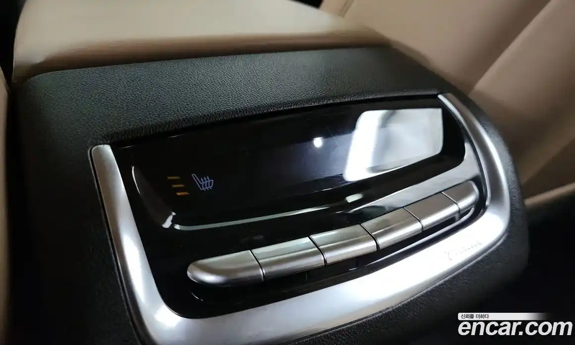 Cadillac XT6 2022 3.6 гидро в Москве № 1015990, фото 19