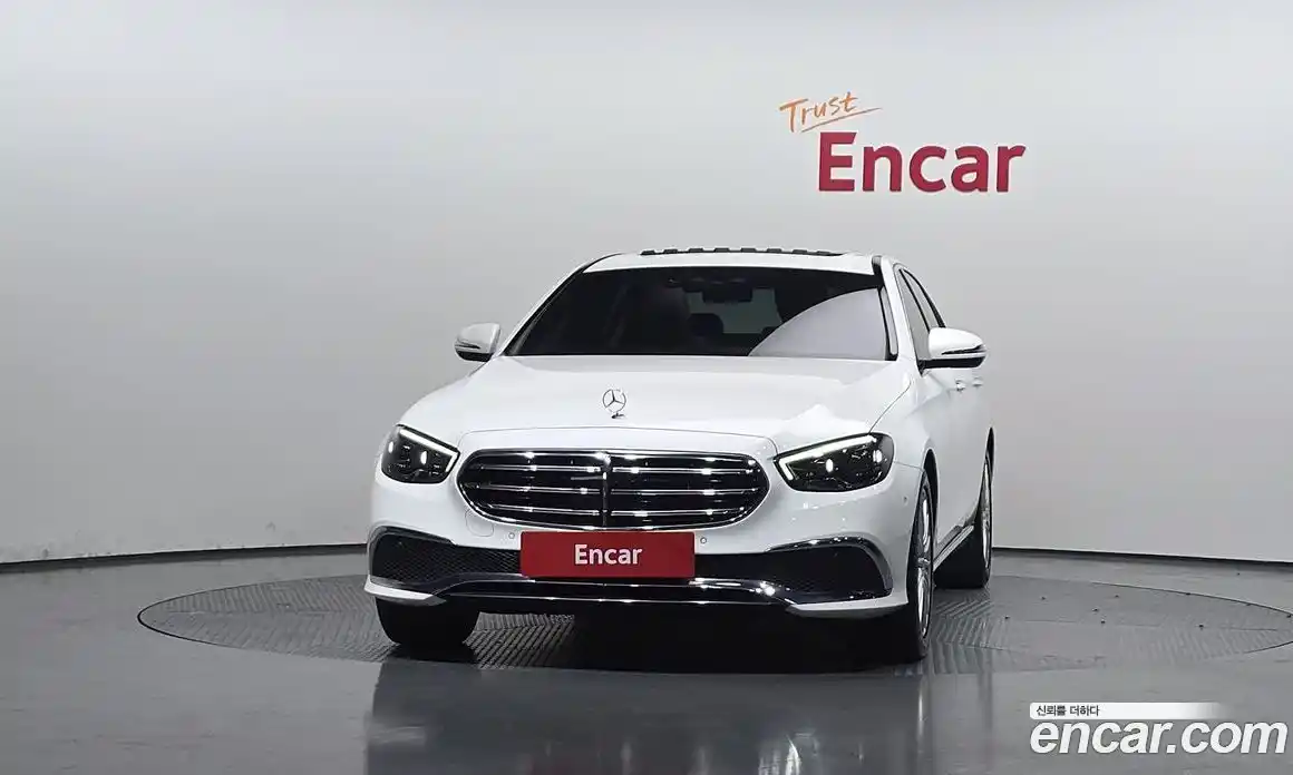 Mercedes-Benz E-Class 2021 2.0 гидро в Москве № 139517, фото 3