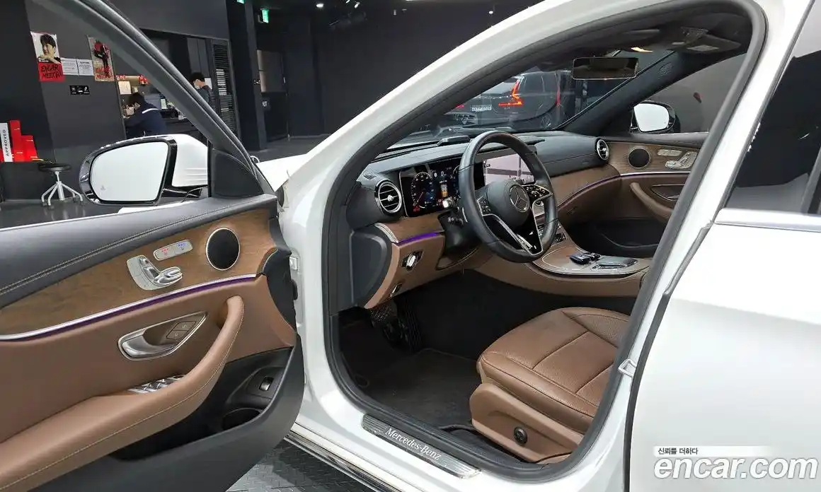 Mercedes-Benz E-Class 2021 2.0 гидро в Москве № 139517, фото 10