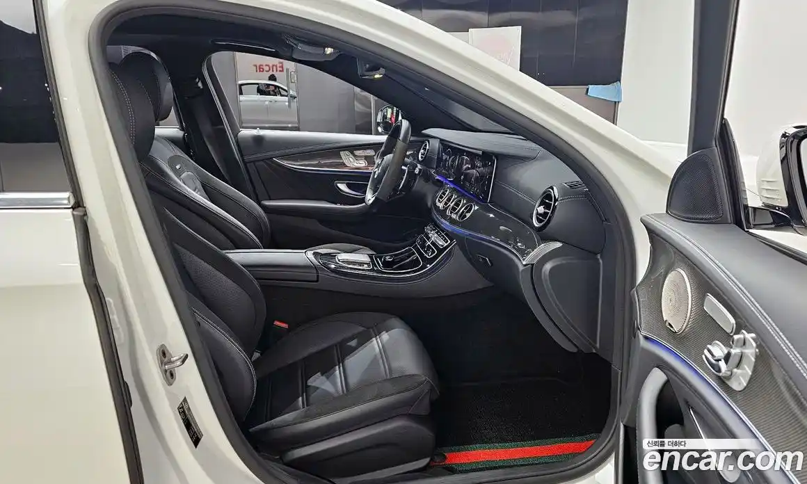 Mercedes-Benz E-Class 2022 3.0 гидро в Москве № 142015, фото 10