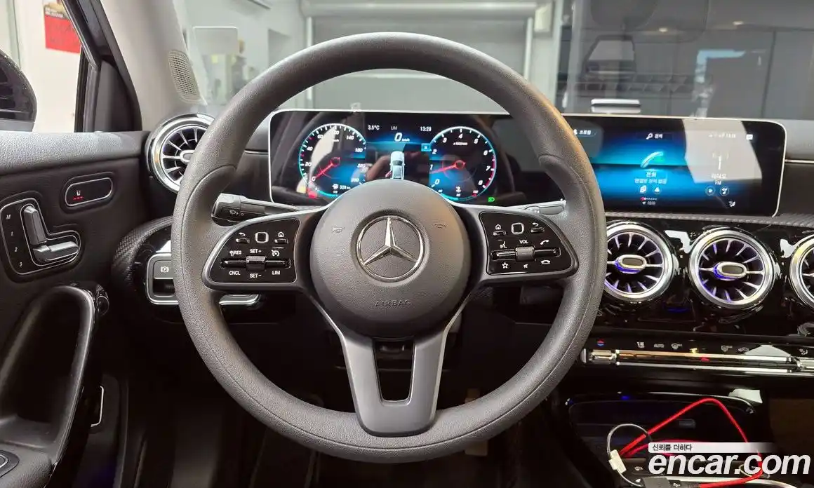 Mercedes-Benz A-Class 2020 2.0 гидро в Москве № 143077, фото 13