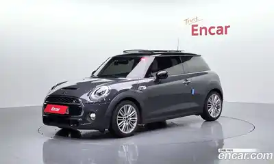 Mini Cooper, 2016
