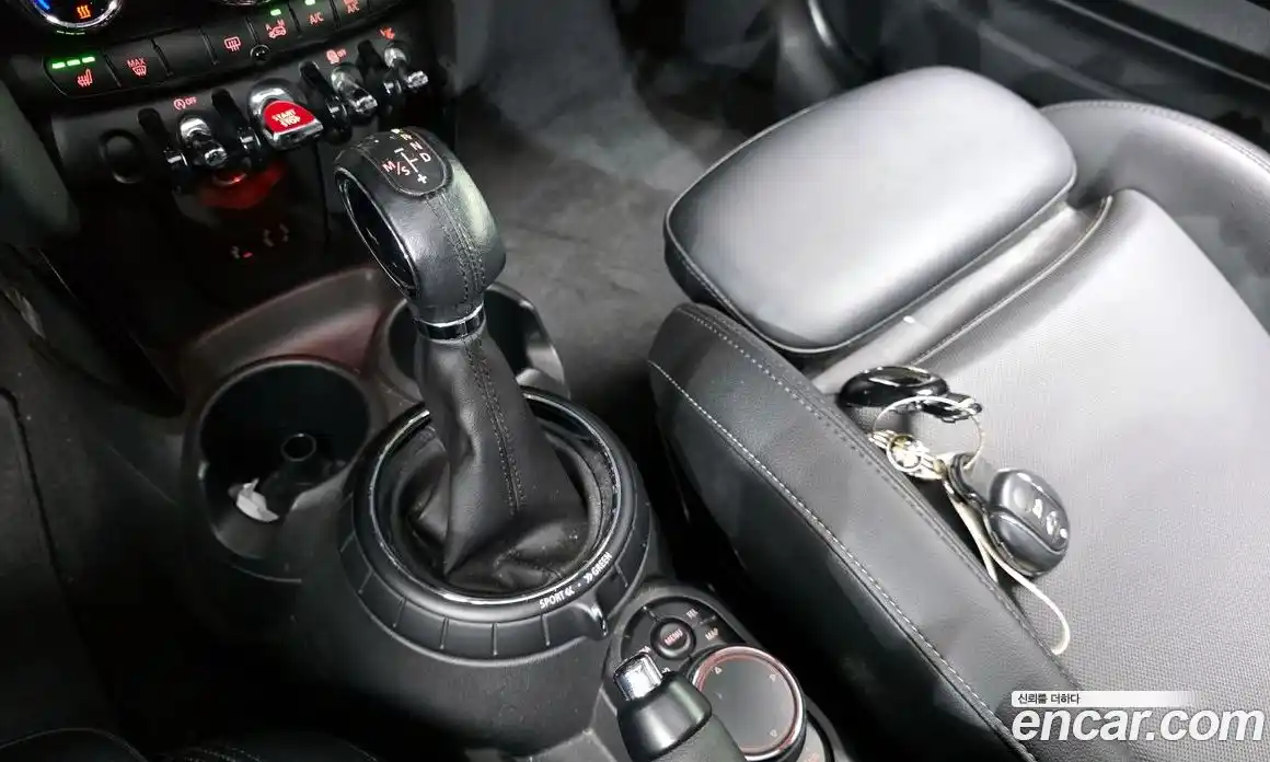 Mini Cooper 2016 2.0 гидро в Москве № 145816, фото 9