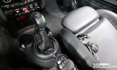 Mini Cooper 2016 2.0 гидро в Москве № 145816, миниатюра 9