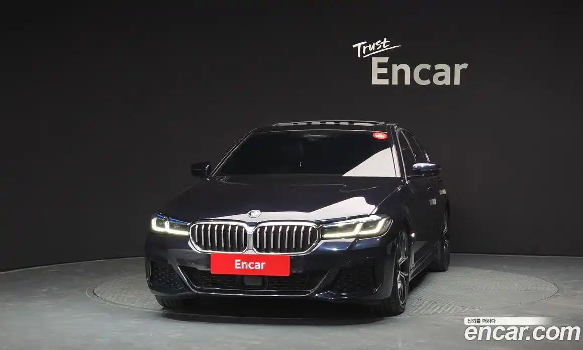BMW 5-Series 2023 2.0 гидро в Москве, фото 3