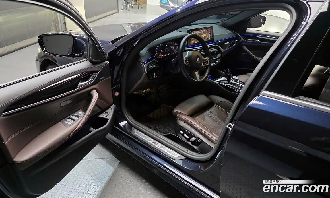 BMW 5-Series 2023 2.0 гидро в Москве, фото 10