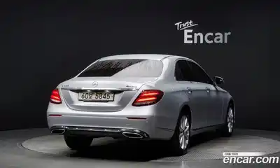 Mercedes-Benz E-Class 2017 2.0 гидро в Москве № 160960, миниатюра 2