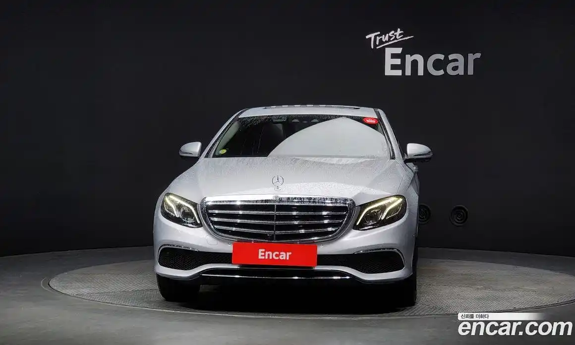 Mercedes-Benz E-Class 2017 2.0 гидро в Москве № 160960, фото 3