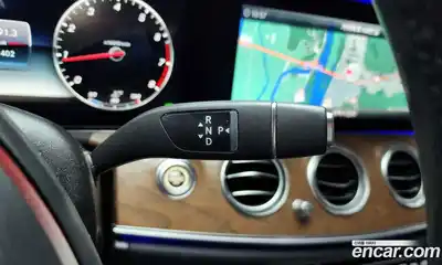 Mercedes-Benz E-Class 2017 2.0 гидро в Москве № 160960, миниатюра 9