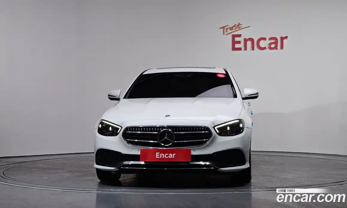 Mercedes-Benz E-Class 2021 2.0 гидро в Москве, фото 3