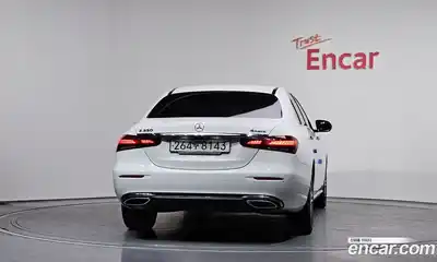 Mercedes-Benz E-Class 2021 2.0 гидро в Москве, миниатюра 4