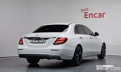 Mercedes-Benz E-Class 2018 2.0 гидро в Москве № 161577, миниатюра 2