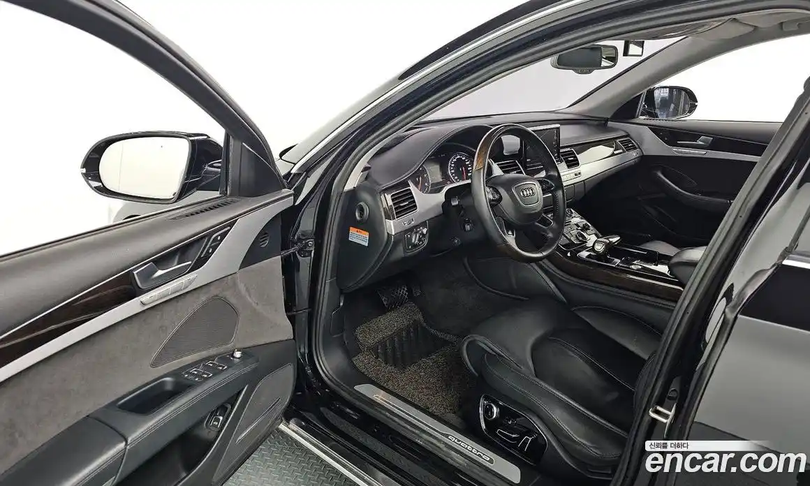 Audi A8 2015 4.0 гидро в Москве № 163847, фото 11