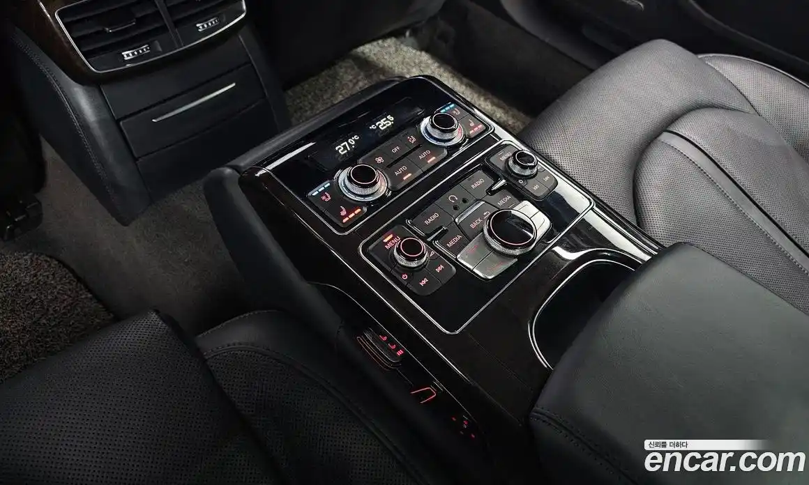 Audi A8 2015 4.0 гидро в Москве № 163847, фото 17
