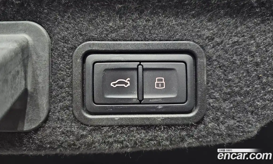 Audi A8 2015 4.0 гидро в Москве № 163847, фото 20