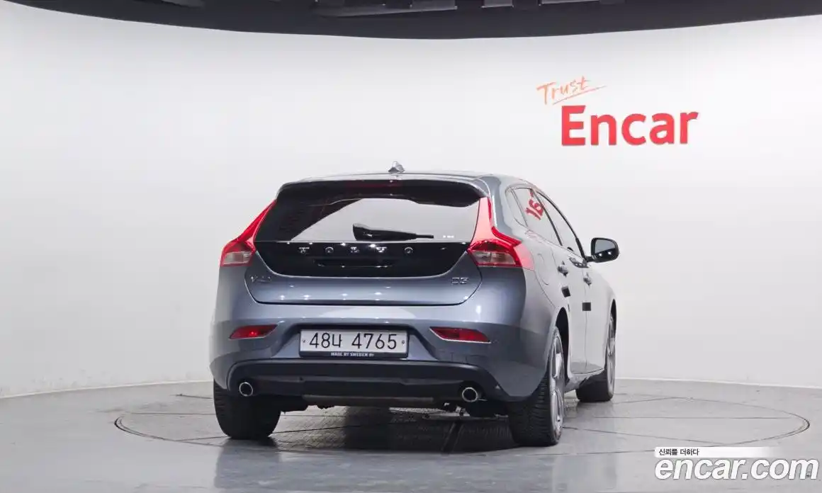 Volvo V40 2018 2.0 гидро в Москве № 164521, фото 4