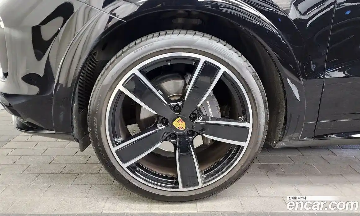 Porsche Cayenne 2023 3.0 гидро в Москве № 165258, фото 5