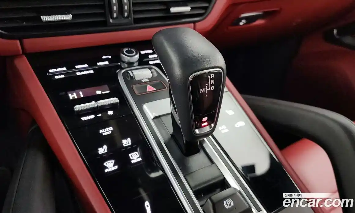 Porsche Cayenne 2023 3.0 гидро в Москве № 165258, фото 9