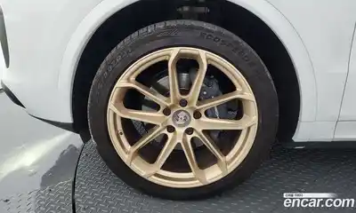Porsche Cayenne 2022 3.0 гидро в Москве № 165303, миниатюра 5