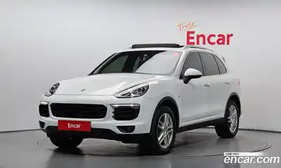 Porsche Cayenne, 2015