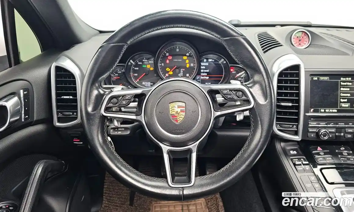 Porsche Cayenne 2015 3.0 гидро в Москве № 165651, фото 13