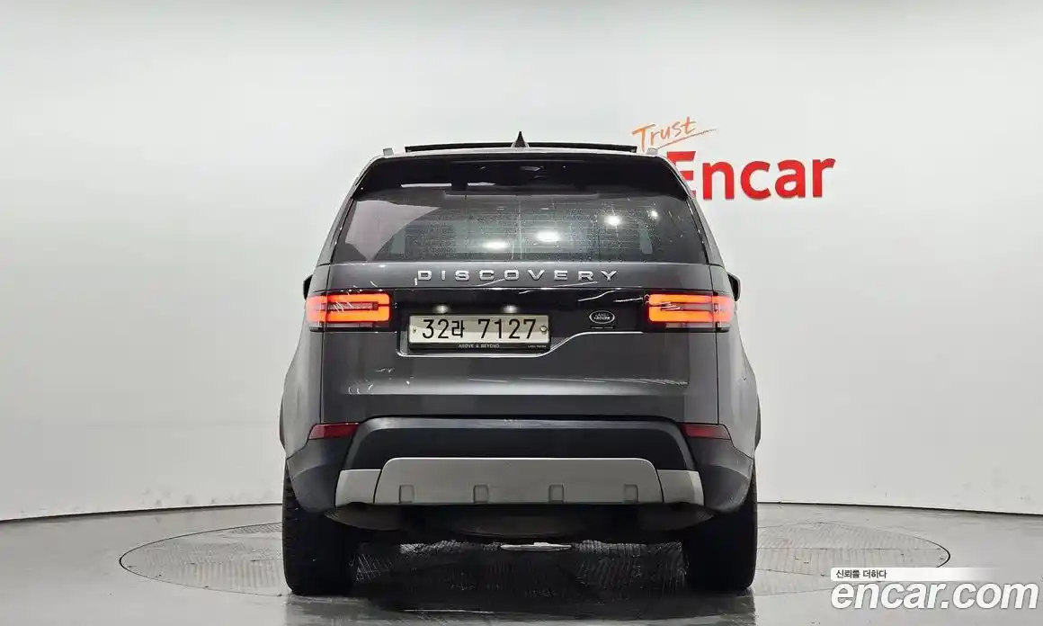 Land Rover Discovery 2017 3.0 гидро в Москве № 166699, фото 4
