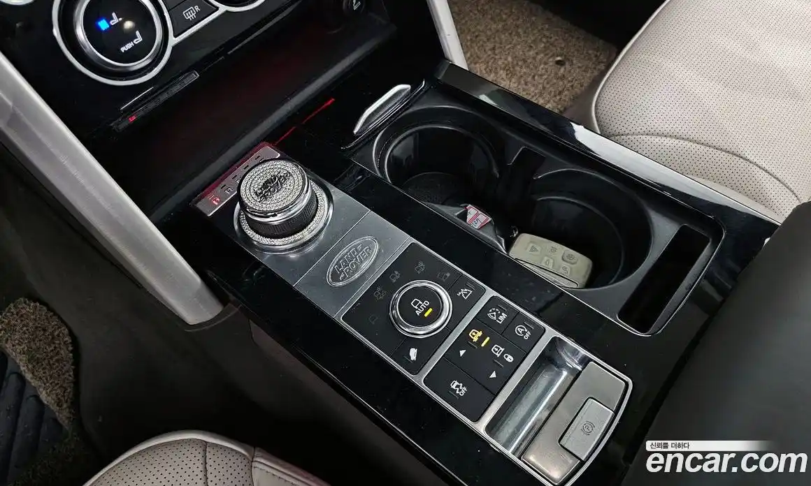 Land Rover Discovery 2017 3.0 гидро в Москве № 166699, фото 9
