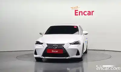 Lexus IS 2017 2.0 гидро в Москве № 168253, миниатюра 3