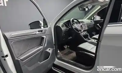 Volkswagen Tiguan 2020 2.0 гидро в Москве № 168695, миниатюра 10