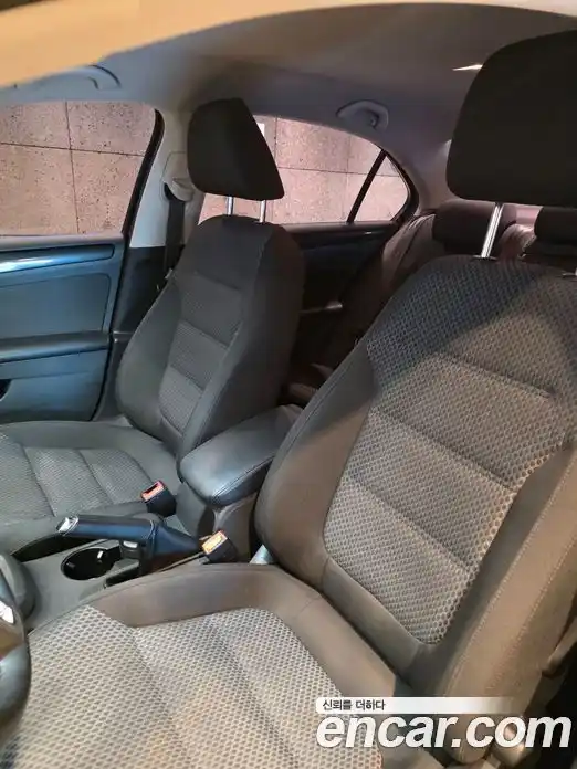 Volkswagen Jetta 2013 1.6 гидро в Москве № 169261, фото 14