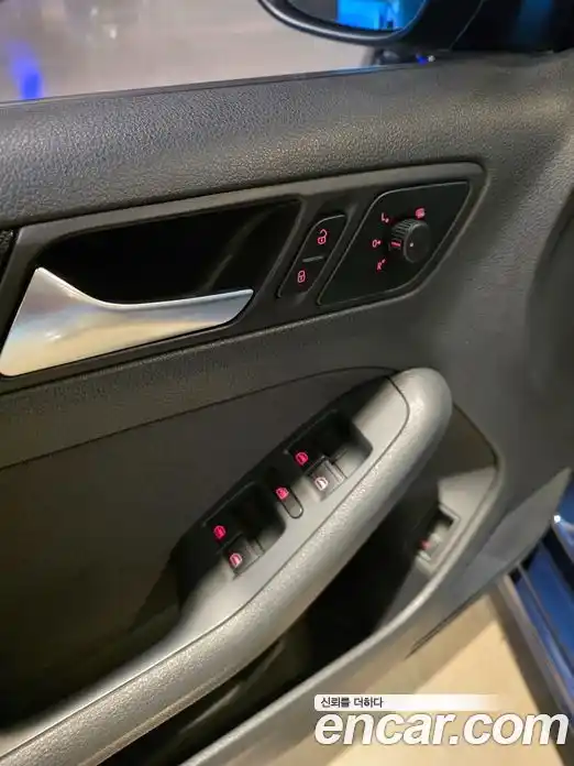 Volkswagen Jetta 2013 1.6 гидро в Москве № 169261, фото 15