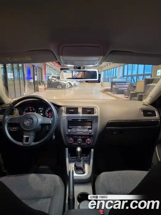 Volkswagen Jetta 2013 1.6 гидро в Москве № 169261, фото 8