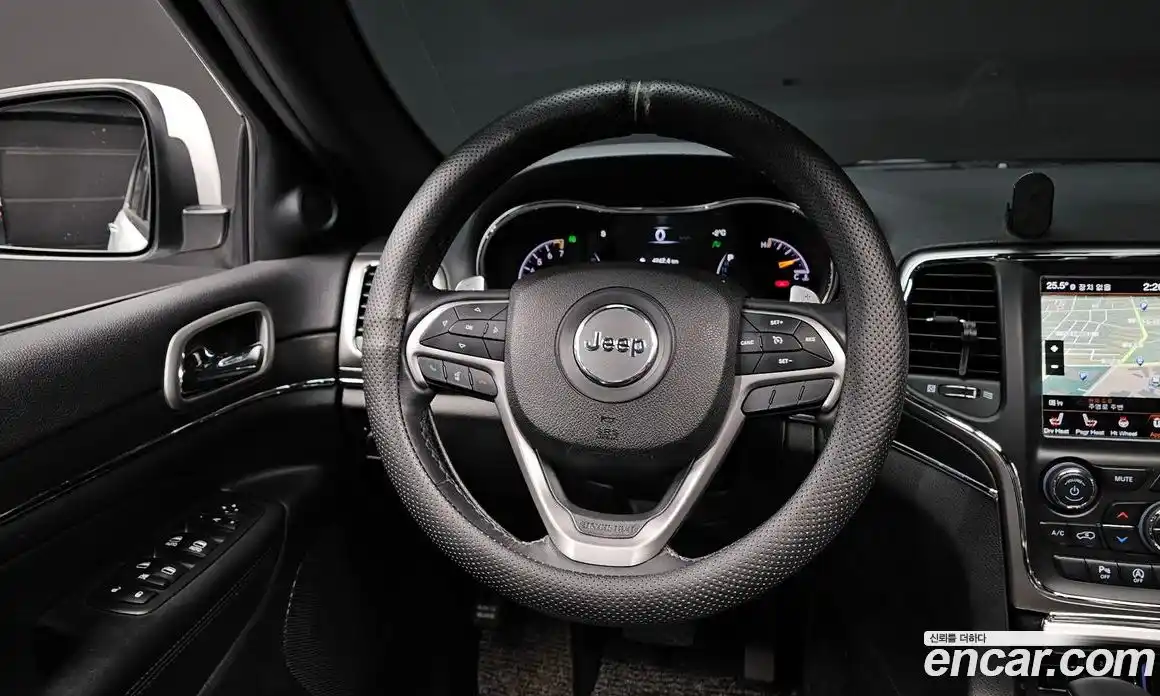 Jeep Cherokee 2018 3.6 гидро в Москве № 169869, фото 13