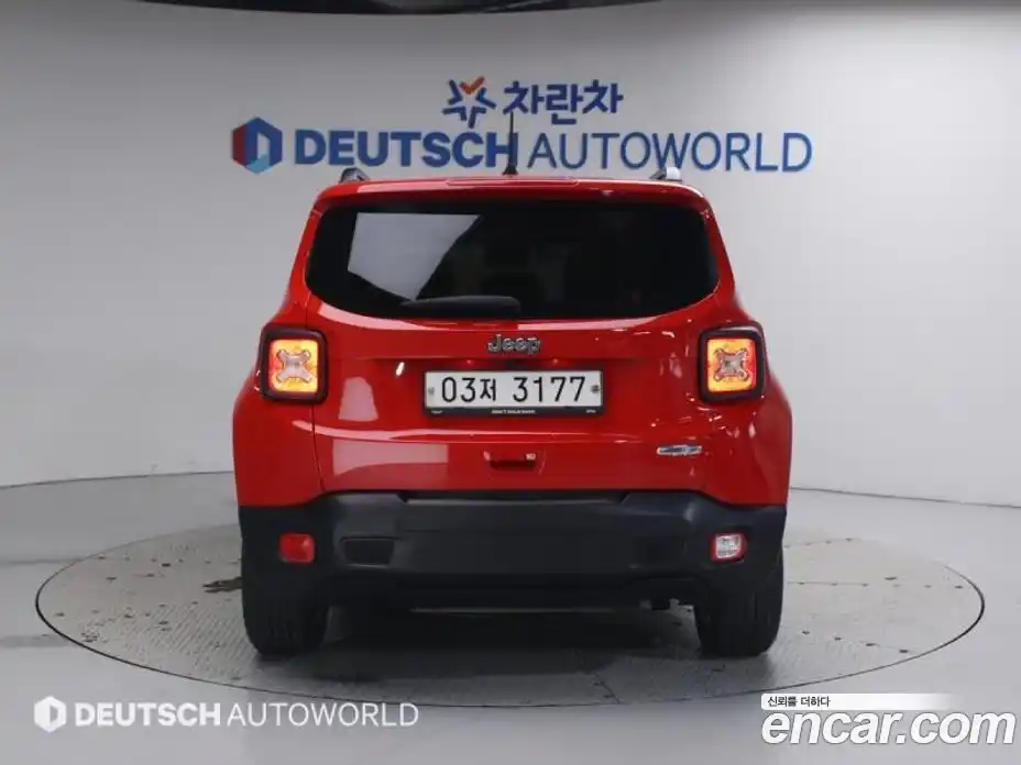 Jeep Renegade 2018 2.4 гидро в Москве № 169979, фото 3
