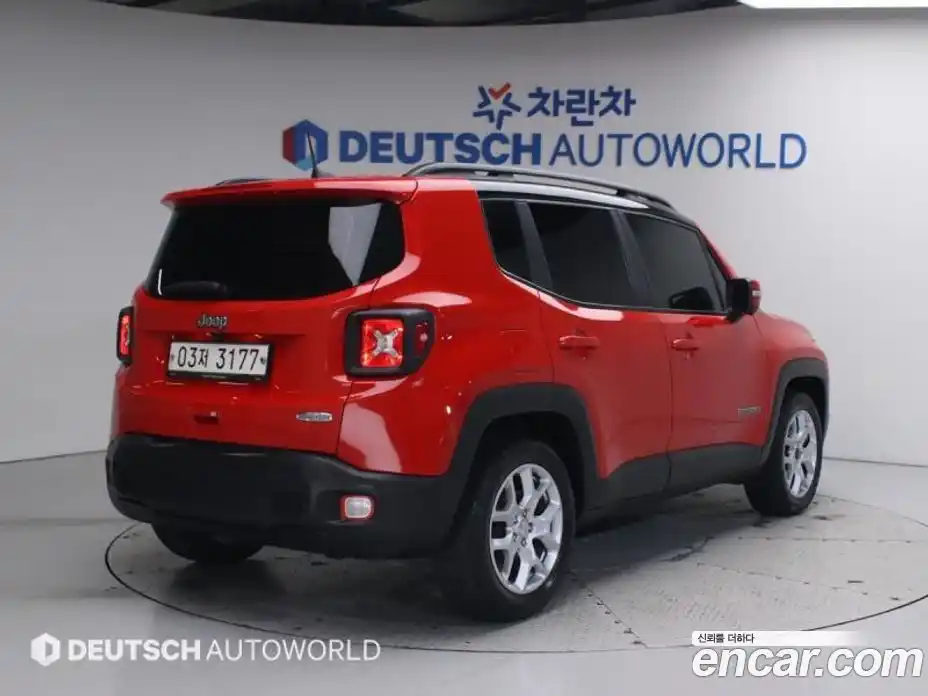 Jeep Renegade 2018 2.4 гидро в Москве № 169979, фото 4