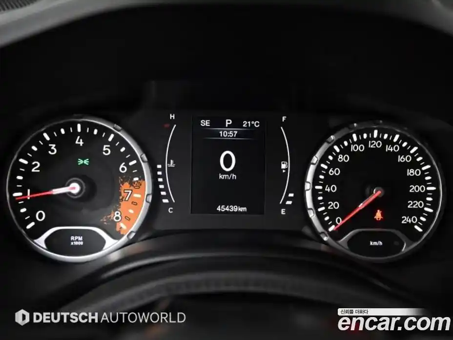 Jeep Renegade 2018 2.4 гидро в Москве № 169979, фото 7