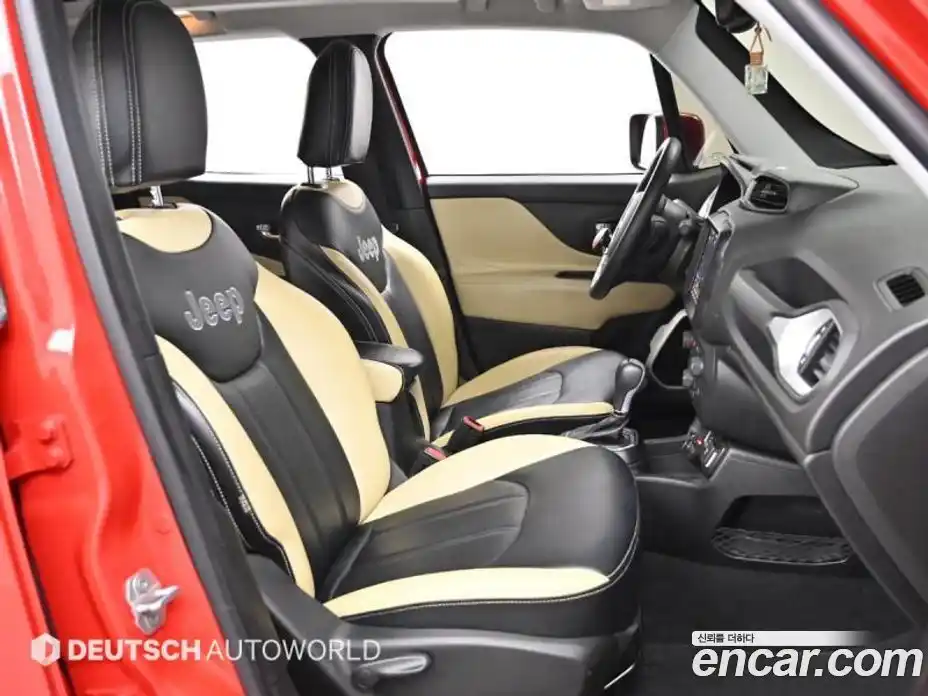 Jeep Renegade 2018 2.4 гидро в Москве № 169979, фото 10