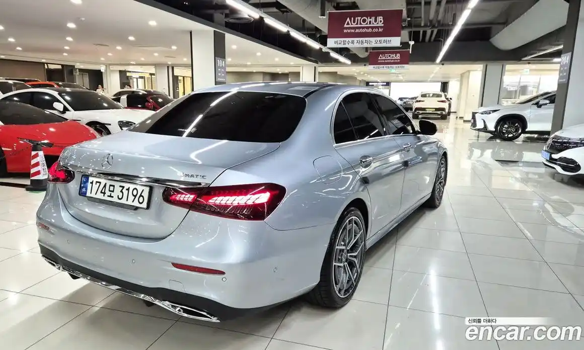 Mercedes-Benz E-Class 2022 2.0 гидро, фото 5