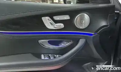 Mercedes-Benz E-Class 2022 2.0 гидро, миниатюра 10