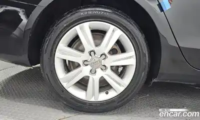 Audi A4 2011 2.0 гидро в Москве № 193034, миниатюра 5