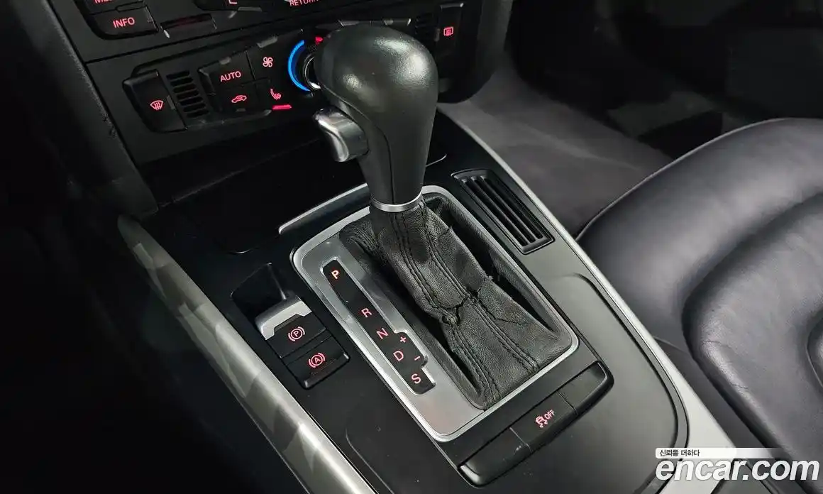 Audi A4 2011 2.0 гидро в Москве № 193034, фото 9
