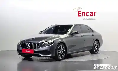 Mercedes-Benz E-Class, 2016