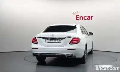 Mercedes-Benz E-Class 2018 2.0 гидро в Москве № 195178, миниатюра 4