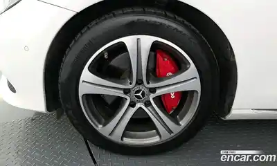 Mercedes-Benz E-Class 2018 2.0 гидро в Москве № 195178, миниатюра 5