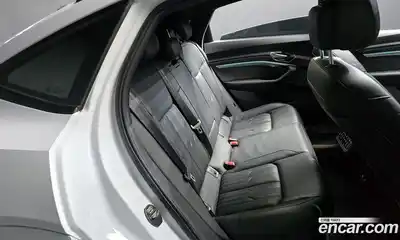 Audi e-tron 2021 0.2 гидро в Москве № 196404, миниатюра 12